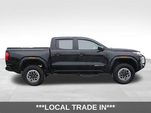 Onyx Black 2023 GMC Canyon AT4X