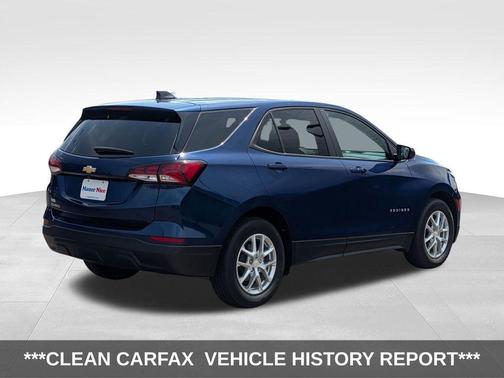 Blue Glow Metallic 2023 Chevrolet Equinox LS