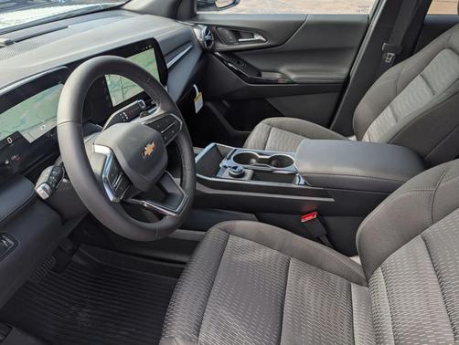 White 2026 Chevrolet Equinox LT