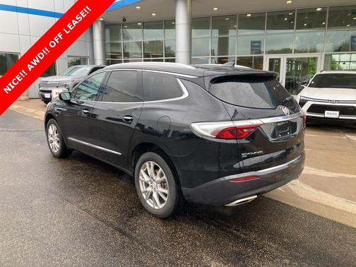 2022 Buick Enclave Essence
