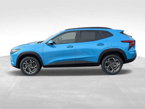 Blue 2026 Chevrolet Trax LT