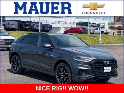 Daytona Gray Pearl Effect 2021 Audi Q8 55 Premium Plus