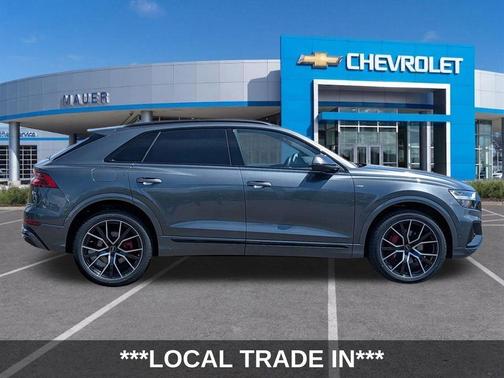 Daytona Gray Pearl Effect 2021 Audi Q8 55 Premium Plus