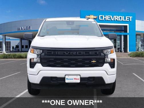 Summit White 2024 Chevrolet Silverado 1500 Custom
