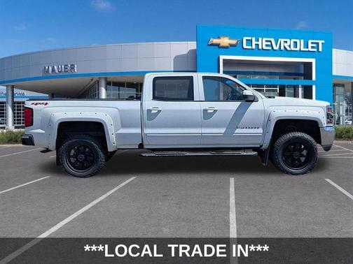 Summit White 2017 Chevrolet Silverado 1500 LT