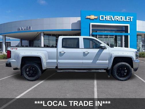 Summit White 2017 Chevrolet Silverado 1500 LT