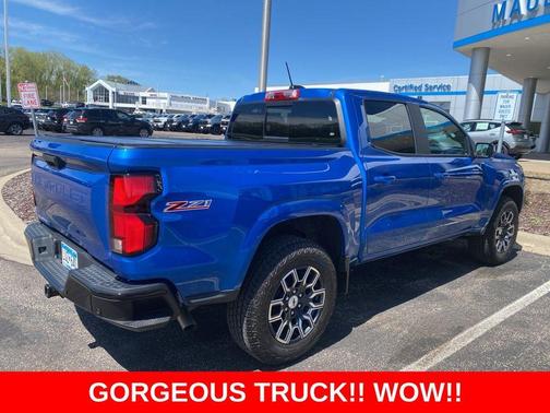 Glacier Blue Metallic 2024 Chevrolet Colorado Z71