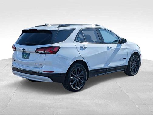 Summit White 2023 Chevrolet Equinox RS