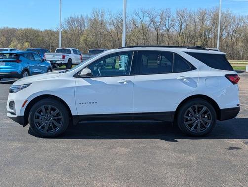 Summit White 2023 Chevrolet Equinox RS