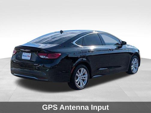 Black Clearcoat 2017 Chrysler 200 Limited