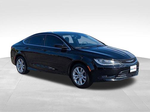 Black Clearcoat 2017 Chrysler 200 Limited