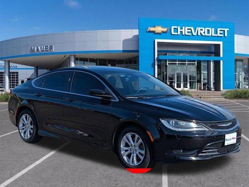 Black Clearcoat 2017 Chrysler 200 Limited