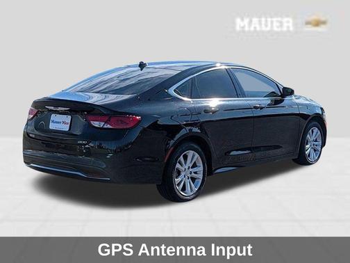 Black Clearcoat 2017 Chrysler 200 Limited