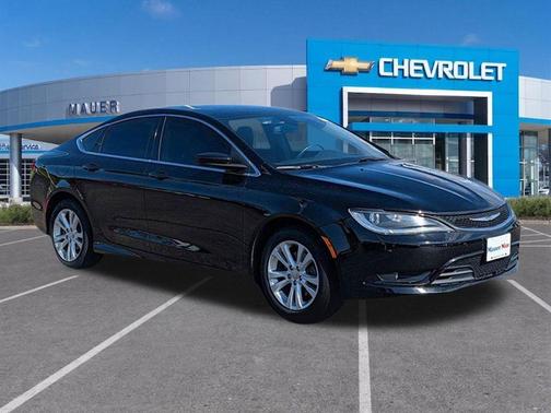 Black Clearcoat 2017 Chrysler 200 Limited