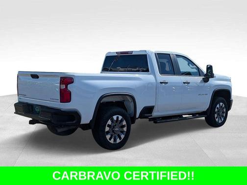 Summit White 2024 Chevrolet Silverado 2500 Custom