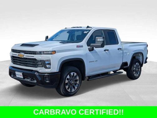 Summit White 2024 Chevrolet Silverado 2500 Custom
