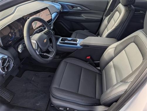 2026 Chevrolet Equinox EV LT 2