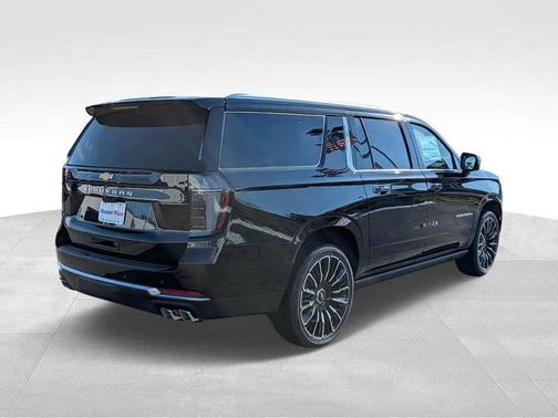 Black 2026 Chevrolet Suburban High Country