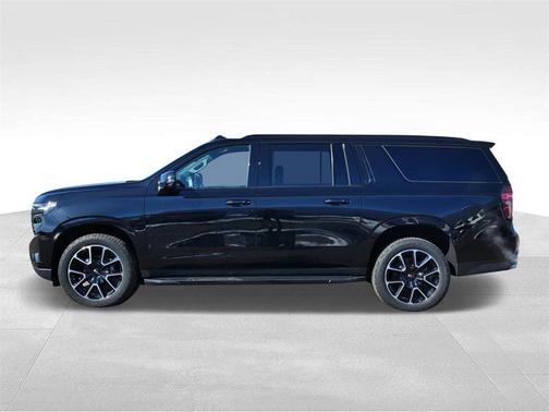 2022 Chevrolet Suburban RST