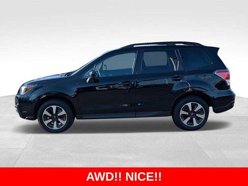 Crystal Black Silica 2018 Subaru Forester 2.5i Premium