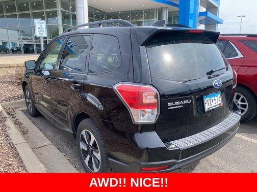 Crystal Black Silica 2018 Subaru Forester 2.5i Premium