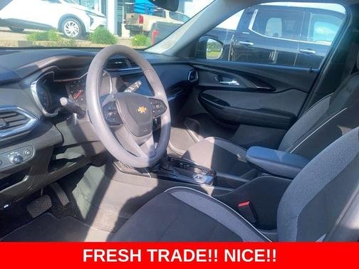 Midnight Blue Metallic 2021 Chevrolet Trailblazer LT