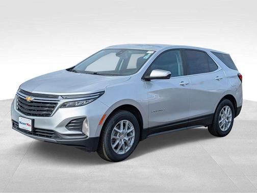 Silver Ice Metallic 2022 Chevrolet Equinox 1LT