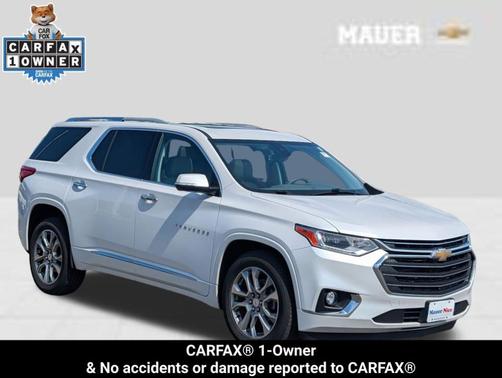 Iridescent Pearl Tricoat 2018 Chevrolet Traverse Premier