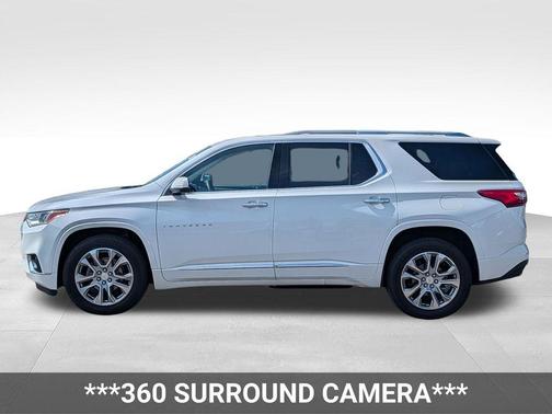 Iridescent Pearl Tricoat 2018 Chevrolet Traverse Premier