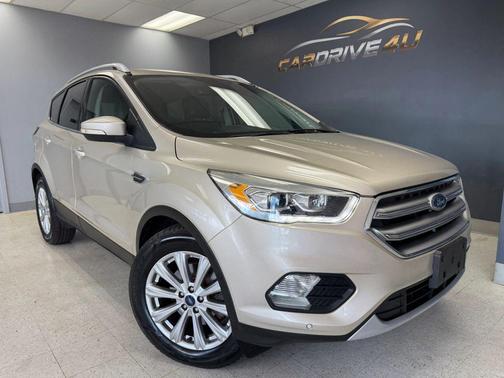White Platinum Metallic Tri-Coat 2017 Ford Escape Titanium