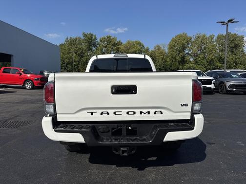 2020 Toyota Tacoma TRD Sport