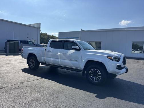 2020 Toyota Tacoma TRD Sport