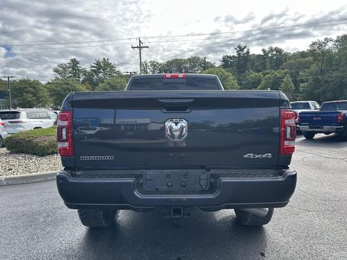 2021 RAM 2500 Big Horn Crew Cab 4x4 6'4' Box