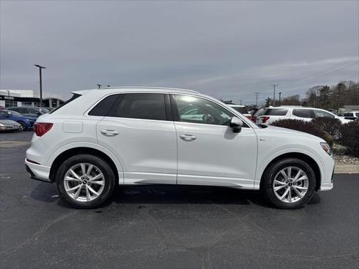 2021 Audi Q3 45 S line Premium Plus