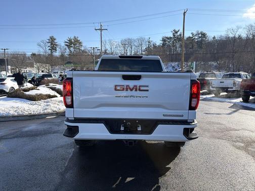 2022 GMC Sierra 1500 Elevation