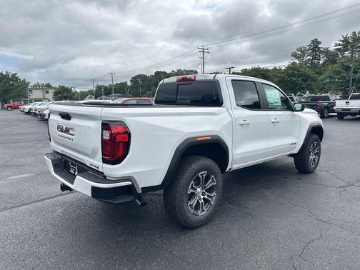 2025 GMC Canyon AT4