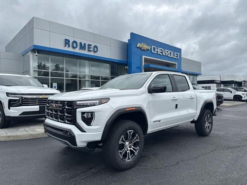 2025 GMC Canyon AT4