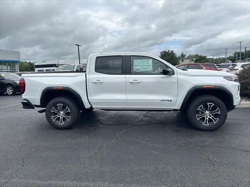 2025 GMC Canyon Base