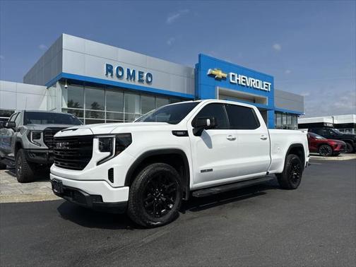 Summit White 2022 GMC Sierra 1500 Elevation
