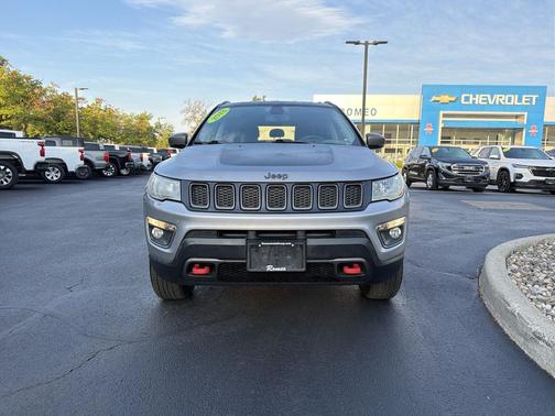 Billet Silver Metallic Clearcoat 2018 Jeep Compass Trailhawk