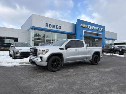2022 GMC Sierra 1500 Elevation