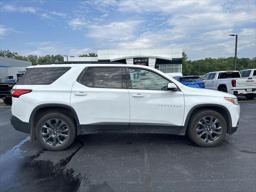 2021 Chevrolet Traverse RS