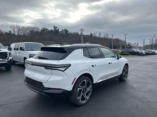 2026 Chevrolet Equinox EV LT