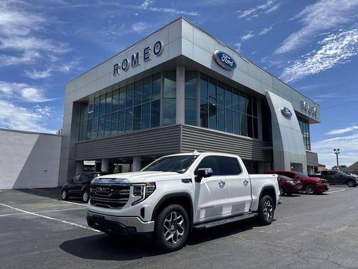2022 GMC Sierra 1500 SLT