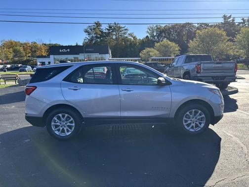 2021 Chevrolet Equinox LS