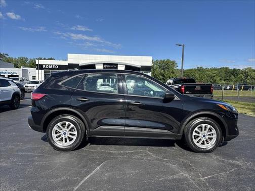 2022 Ford Escape S