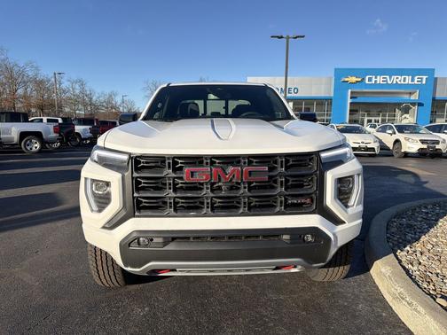 2026 GMC Canyon AT4