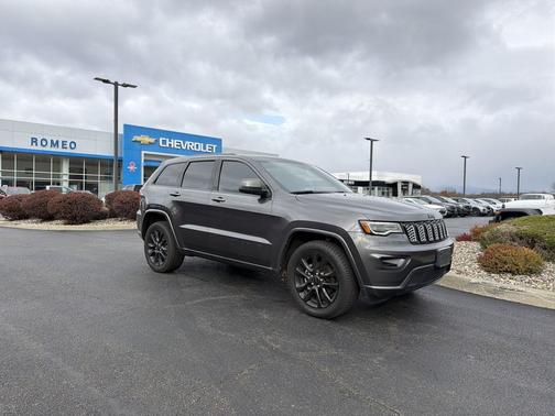 2020 Jeep Grand Cherokee Altitude