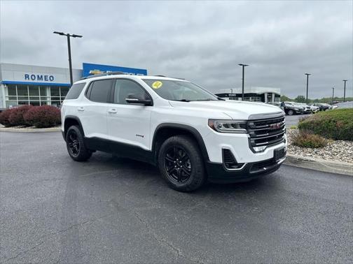 2022 GMC Acadia AWD AT4