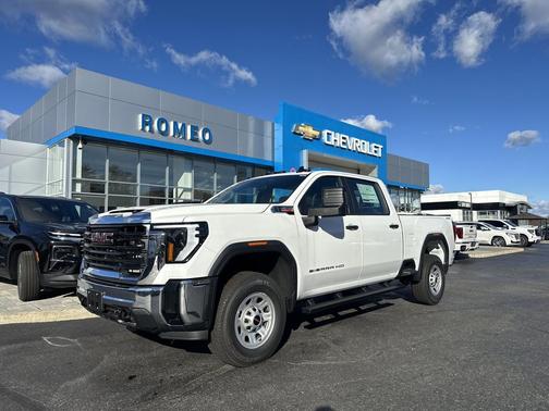 Summit White 2025 GMC Sierra 2500 Pro